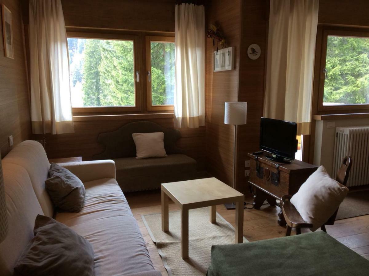 Casa Margherita Apartment Мадона ди Кампильо Екстериор снимка